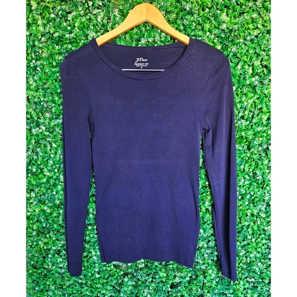 FREE when added to bundle - J.Crew Perfect fit long-sleeve shirt - Picture 3 of 5